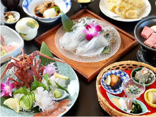 極上至福の海陸宴◇料理長厳選A5佐賀牛×イセエビ×活イカの究極贅沢コース◇【ペット同伴可】